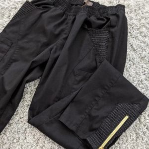 Jaanuu Scrub Pants